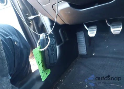 2018 Ford Shelby Gt350 z USA, uszkodzony, nr VIN 1FA6P8JZ7J5504007